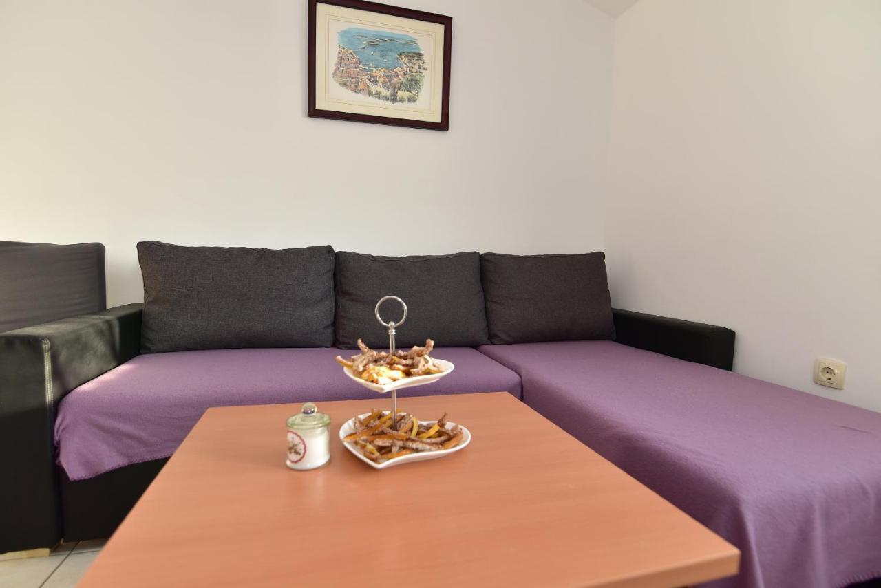 Apartmani Luna Vir Exterior foto